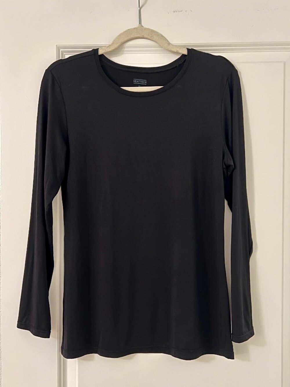Uniqlo Black HeatTech Long Sleeve T-Shirt, NEW